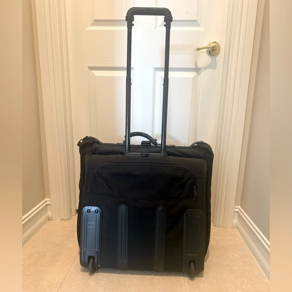 Classic TUMI Rolling Extended Trip Large Garment Bag – Black Ballistic Nylon
